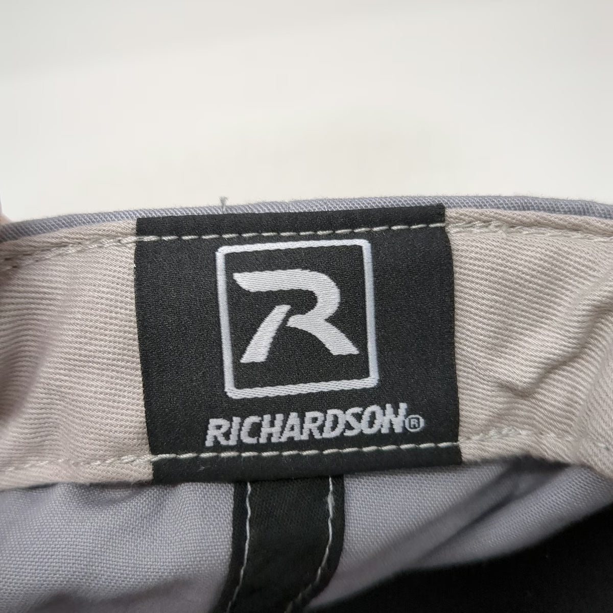 Richardson Snapback Gray Red L Gem Meat Packing Co Cotton Poly Two Tone Hat