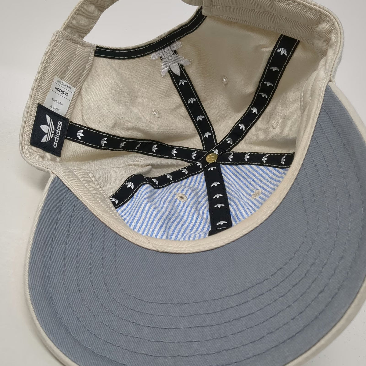 Adidas Baseball Cap Beige One Size Trefoil Logo Slideback Pinstripe Lining Hat
