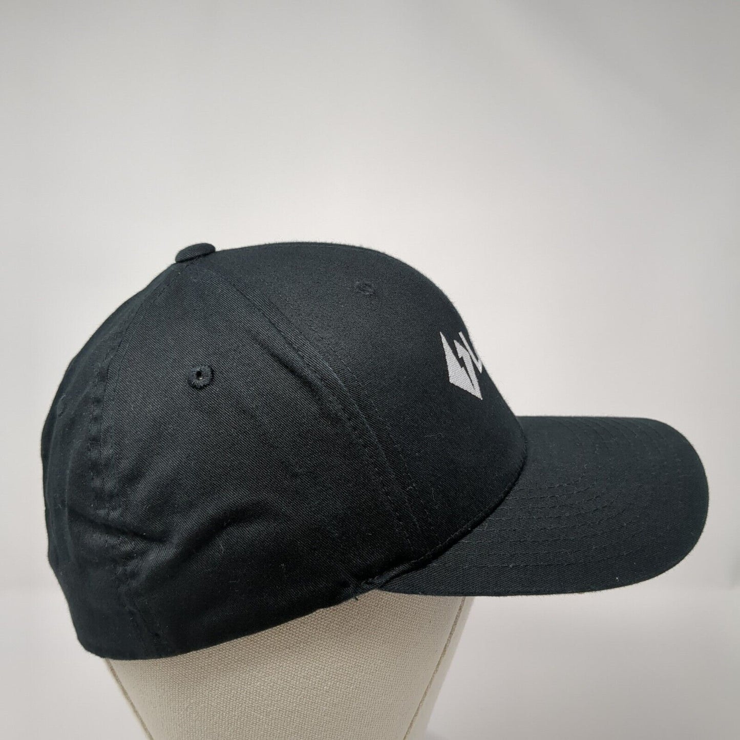 LinkUS Energy Fitted Hat Black One Size Embroidered 6 Panel Flexfit Yupoong