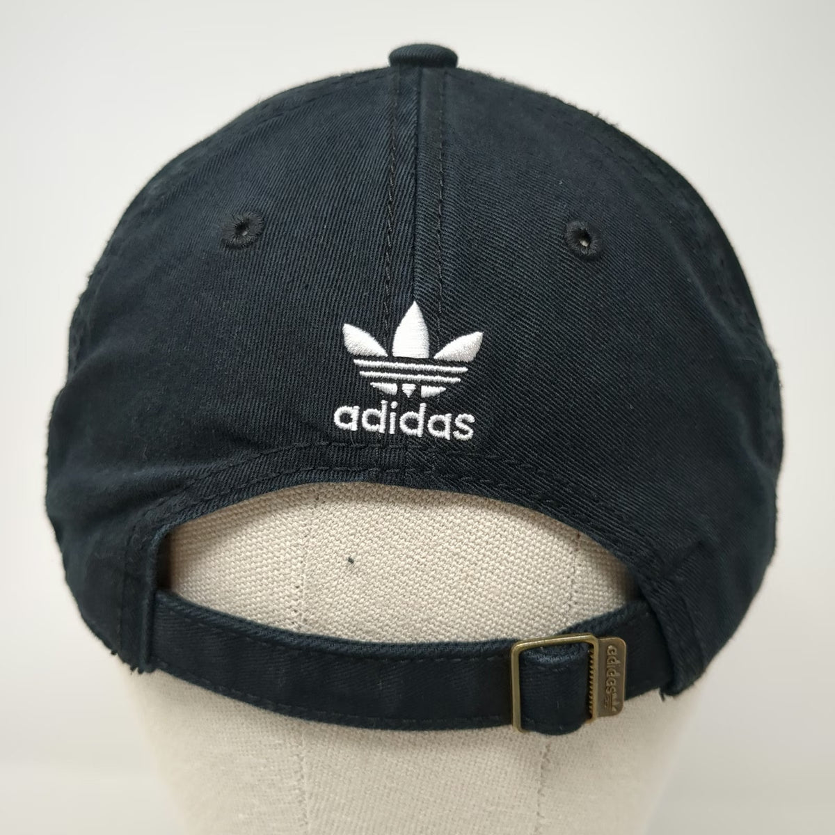adidas Baseball Cap Black One Size Hat Trefoil Logo Strapback Grey Under-Visor