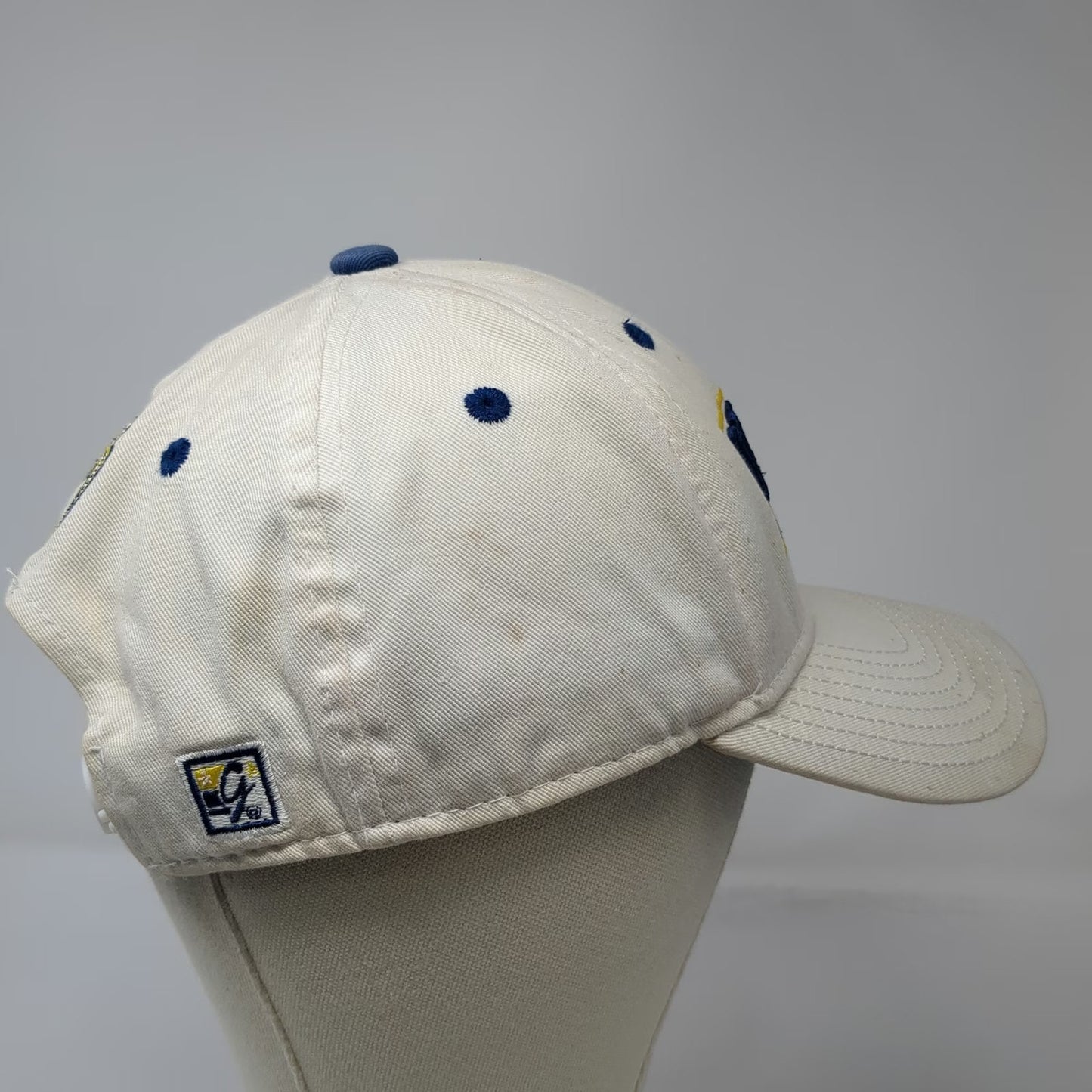 Delaware Fightin Hens NCAA The Game Snapback Hat White Blue Yellow One Size Logo