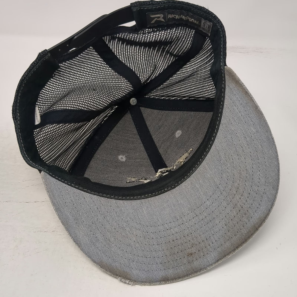 Richardson Trucker Hat Gray L Mesh Snapback Black Canyon Trout Farm Fishing Fish
