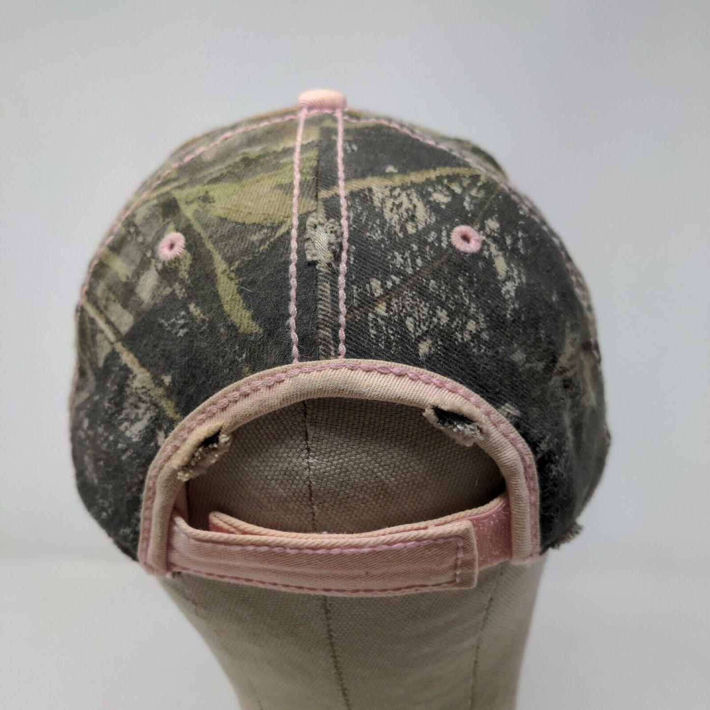 Mossy Oak Women's Strapback Hat Camo Pink Size OSFA Embroidered Logo Distressed