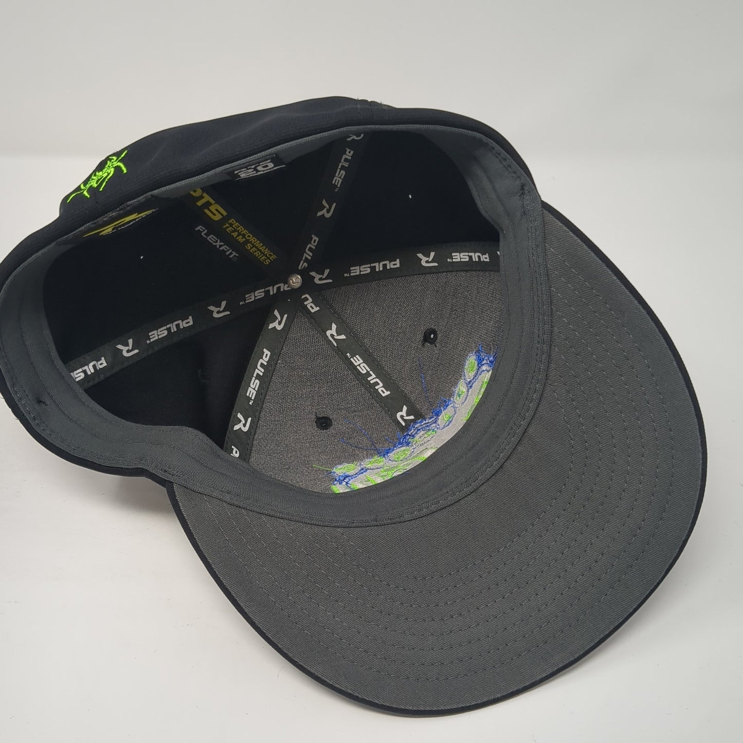 Spiderz Sin City Fitted Hat Black Medium Embroidered Flexfit Richardson