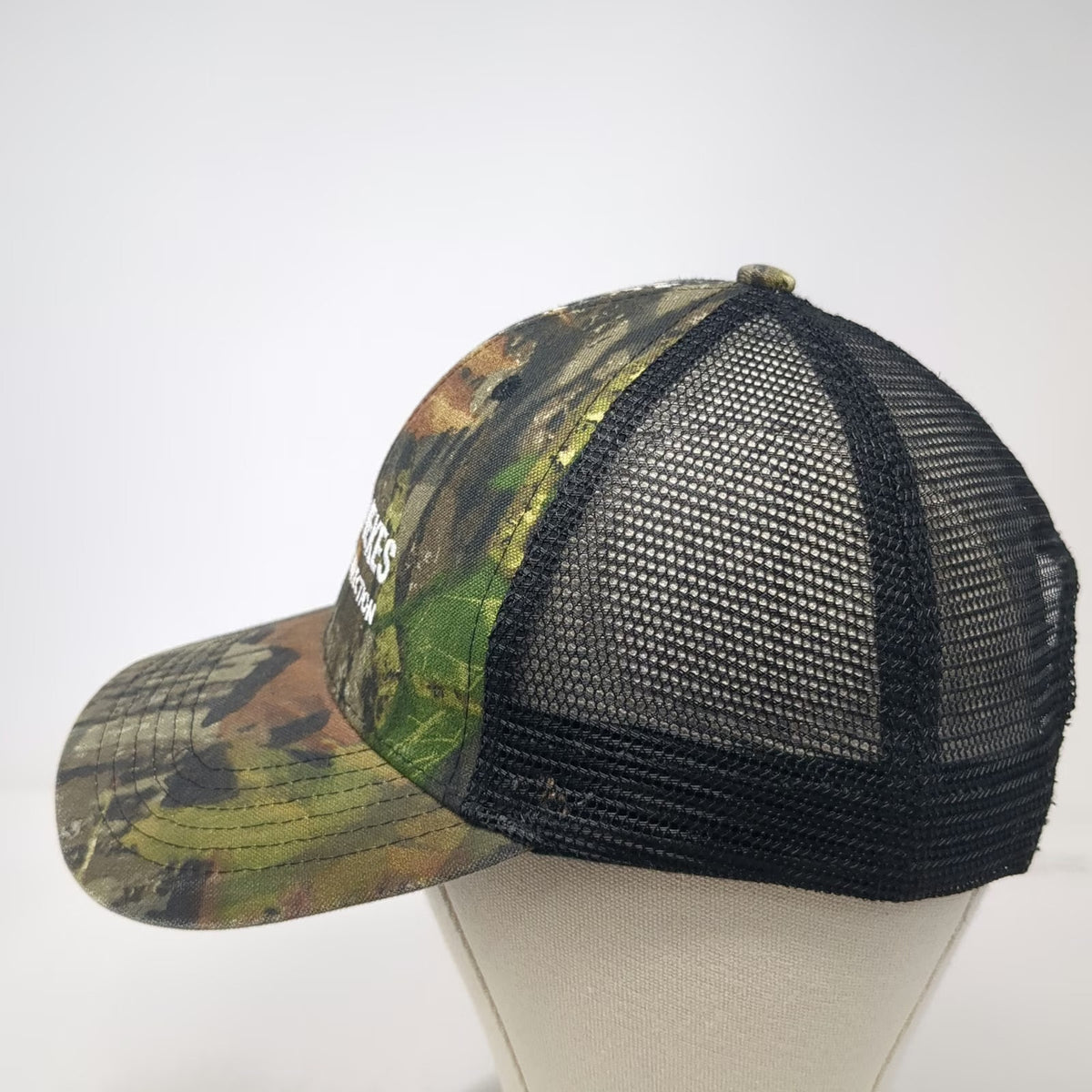 Cap America Trucker Hat Green OSFM Mennekes My Power Connection Camo Snapback