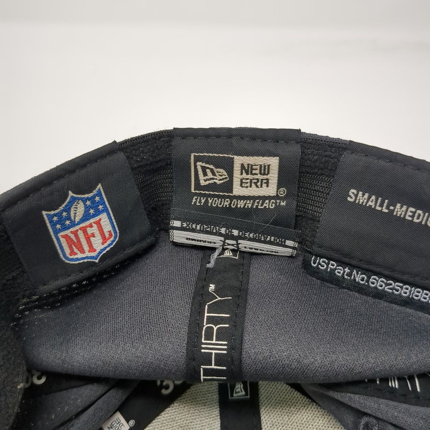 New Era New England Patriots NFL Cap Gray Blue Red M 39THIRTY Stretch Fit Hat
