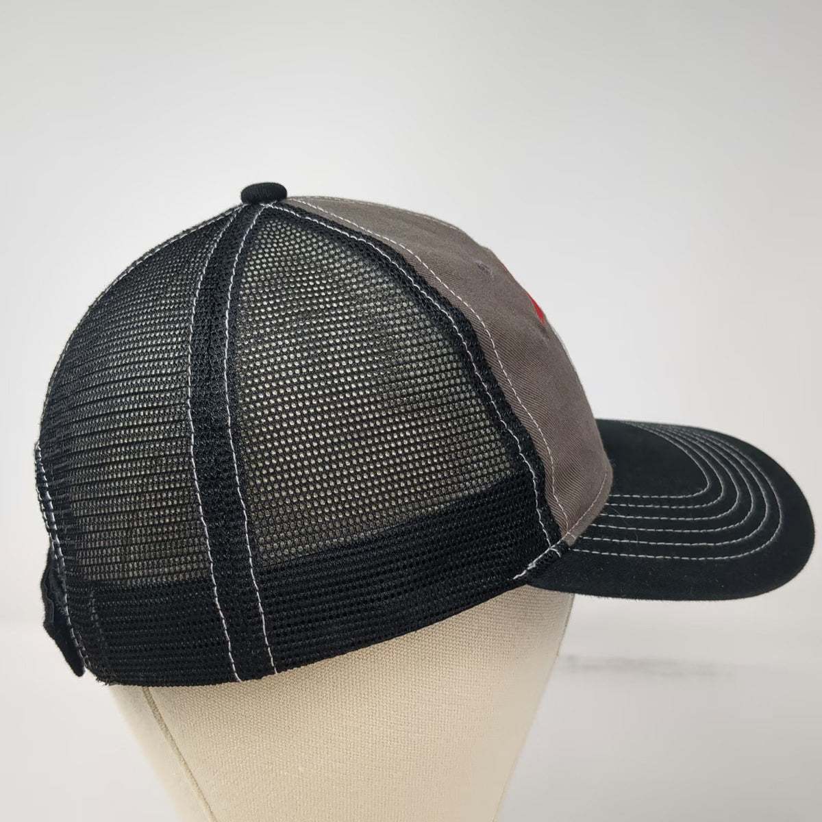 IQ Apparel Pizza Hut Black Baseball Cap One Size Mesh Back Strapback Hat Logo