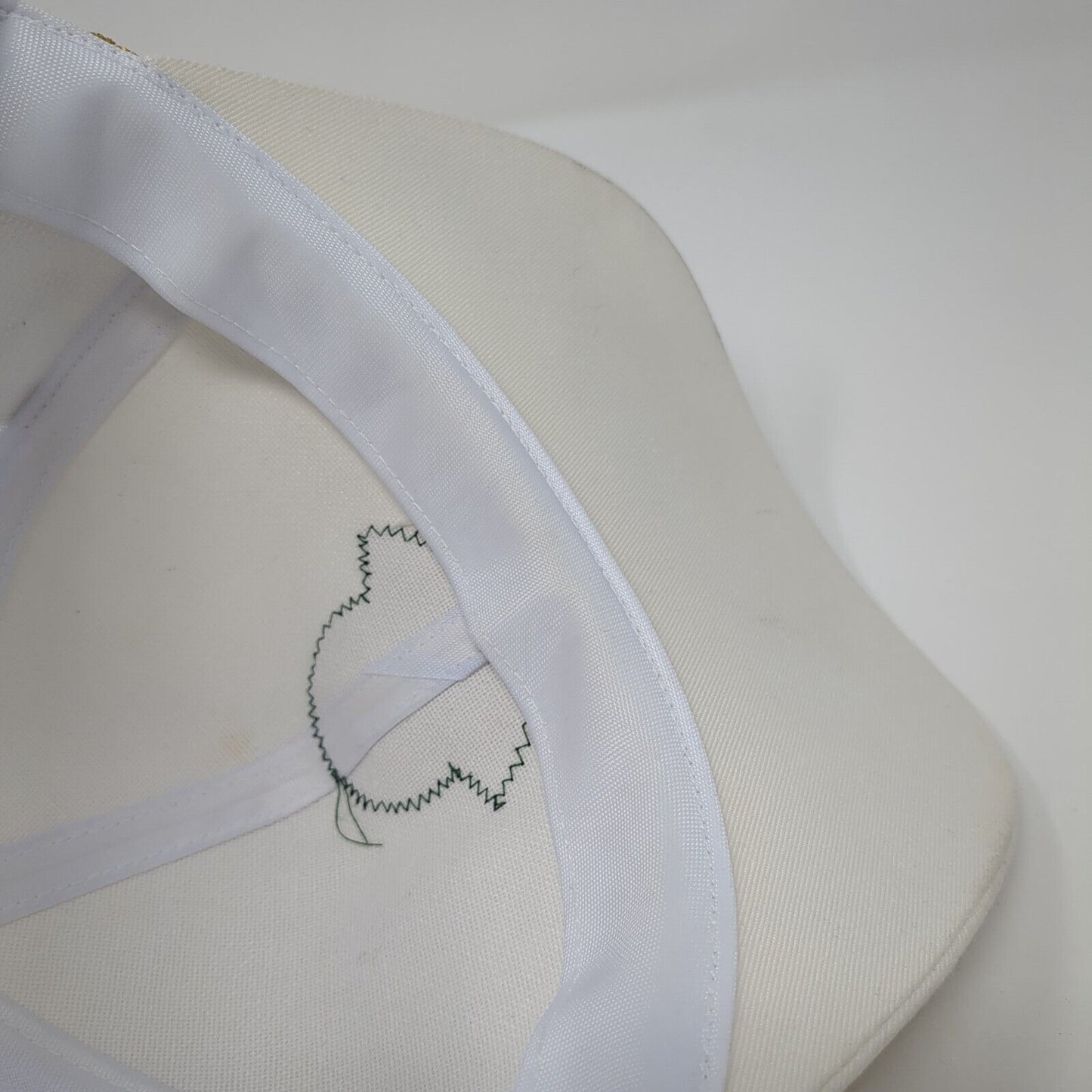 Unbranded Snapback Trucker Hat White Medium Adjustable Mesh Back 6 Panel Rope