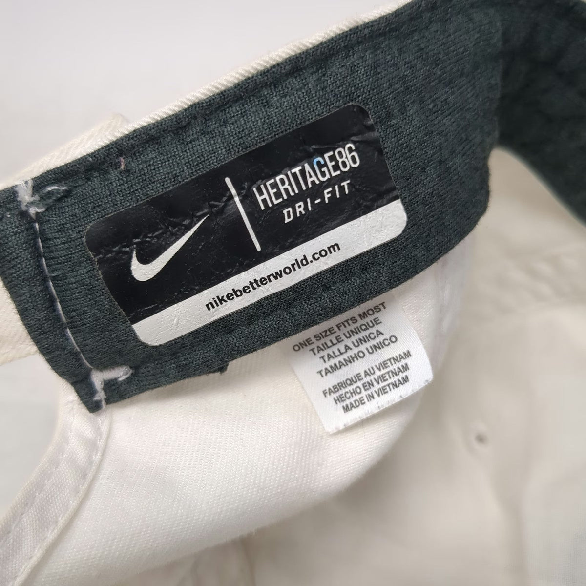 Nike BYU Cougars NCAA White One Size Heritage86 Dri-Fit Slideback Cap Hat