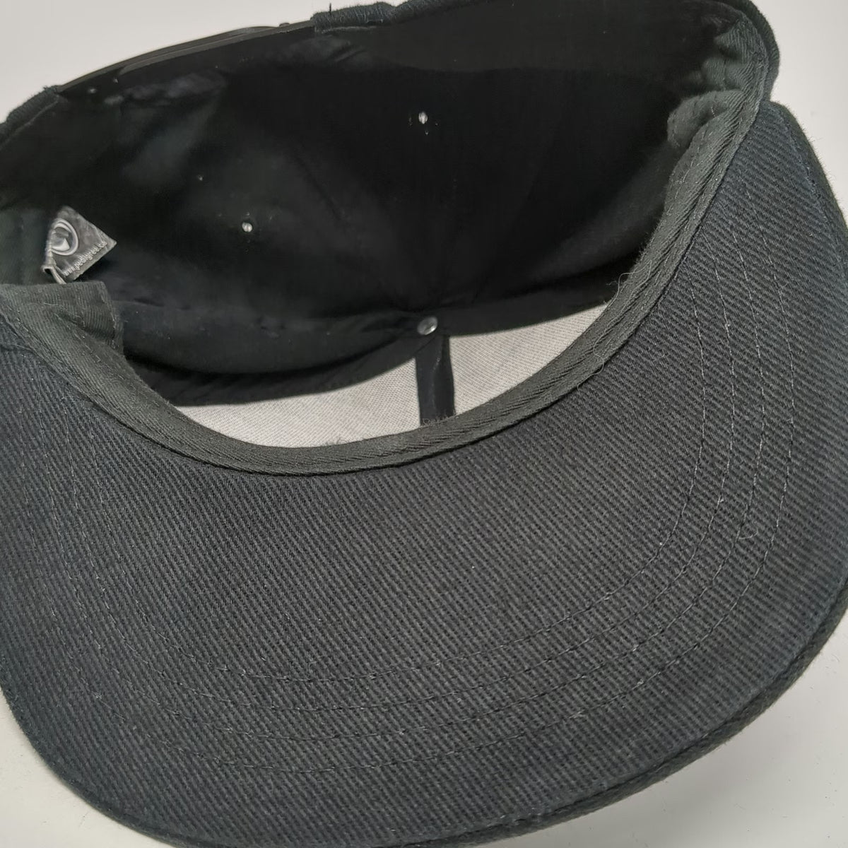Pedigree Snapback Black One Size SSU Embroidered Logo Flat Brim Cotton Hat