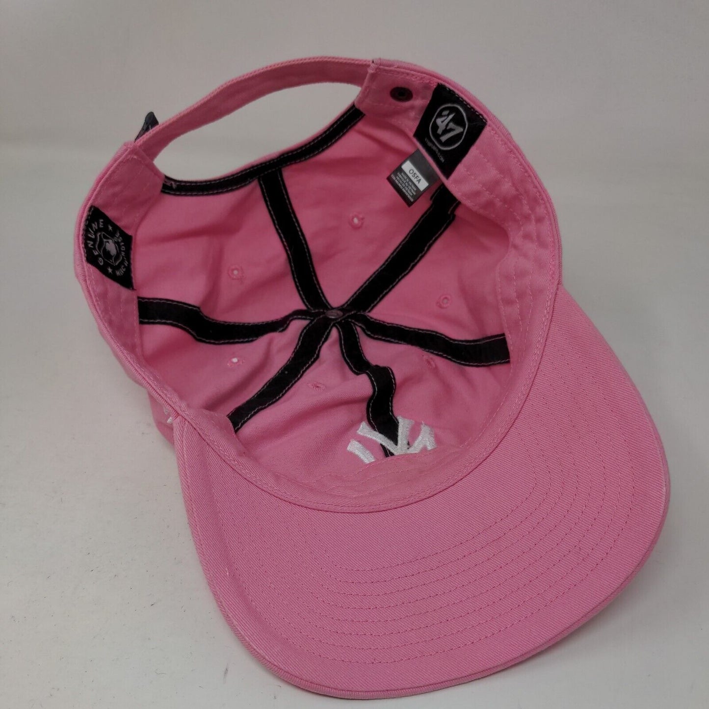 '47 Brand Women's Slideback Hat Pink OSFA Embroidered New York Yankees Logo