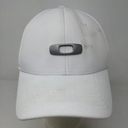 Oakley Men's Fitted Hat White Size L/XL 3D Logo Classic Low Flex