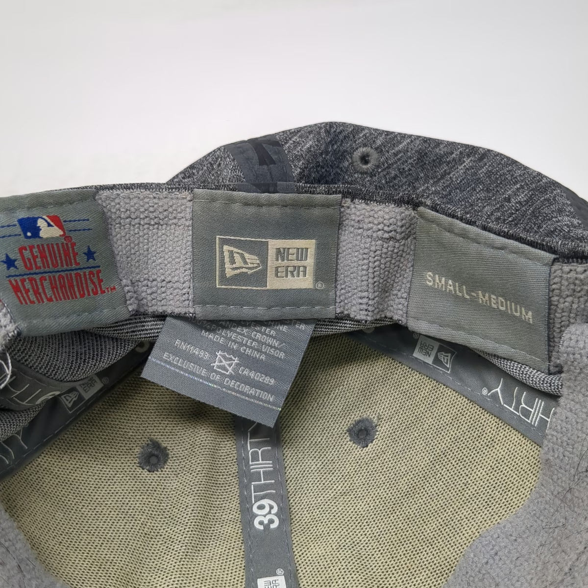 New York Yankees MLB New Era Baseball Cap Gray Blue M 39THIRTY Stretch Hat NY