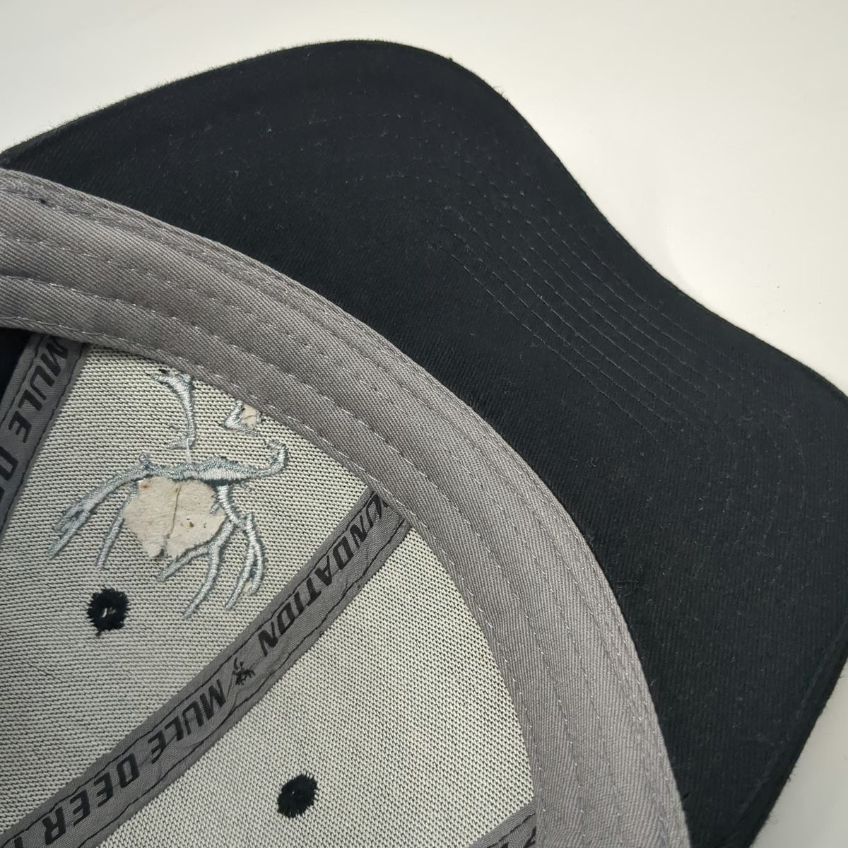 Mule Deer Foundation Baseball Cap Black One Size Strapback 1988 Deer Logo Hat
