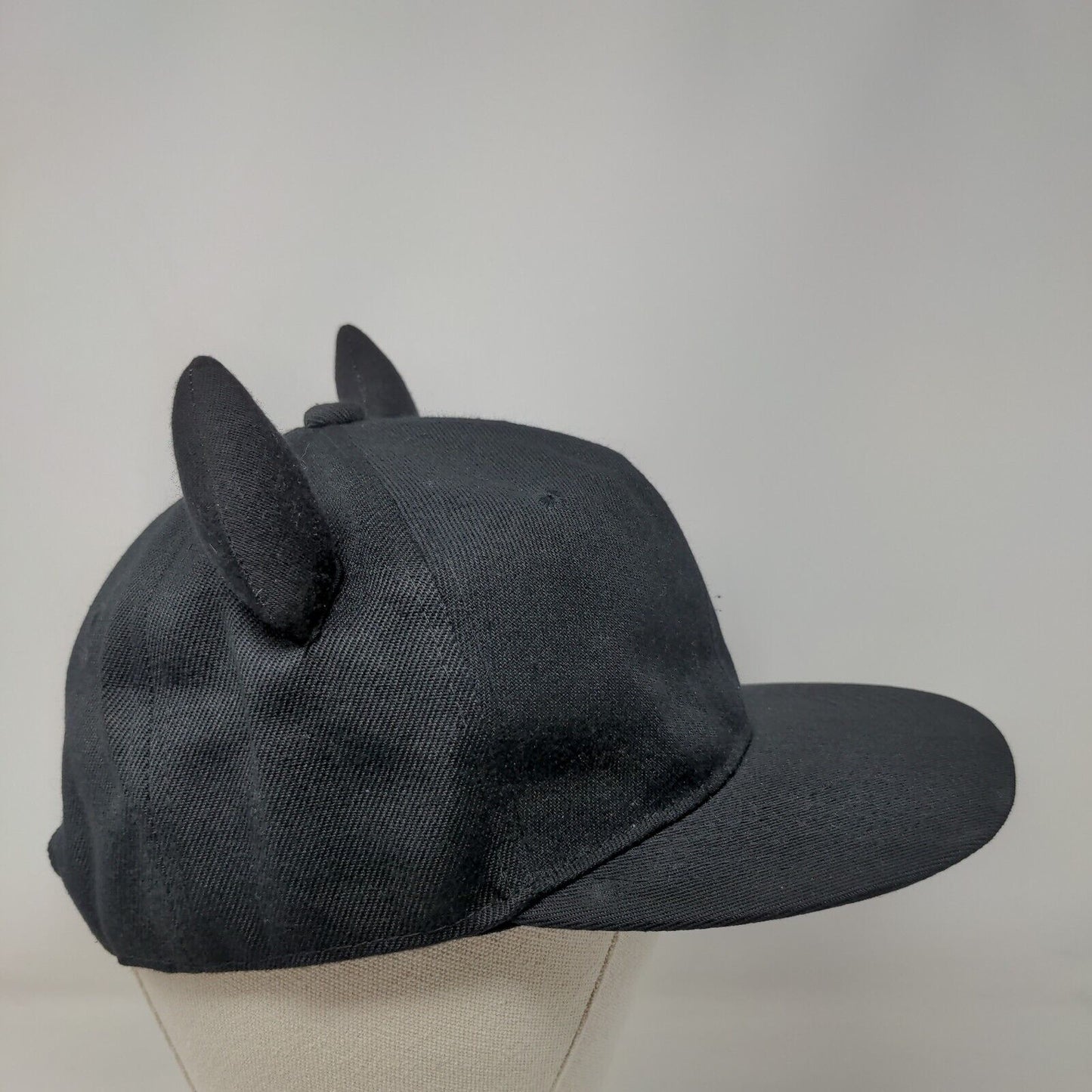 Unbranded Snapback Hat Black One Size Adjustable Devil Horn Vented Holes Blank