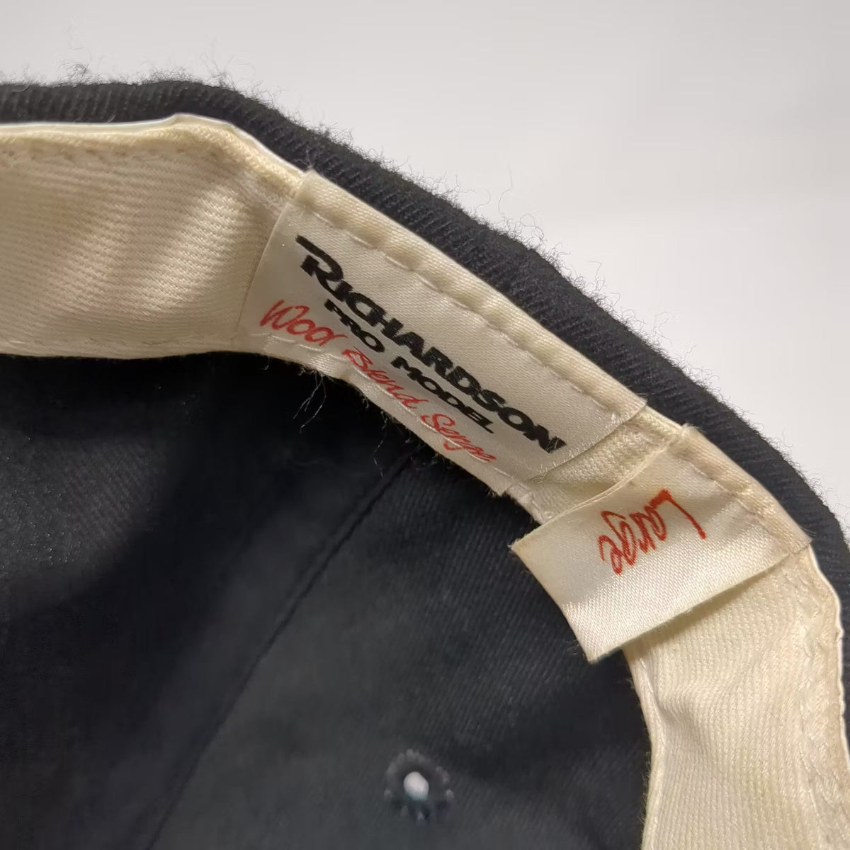 Richardson Pro Model Snapback Hat Black Beige Block I Logo Size L Gray Brim