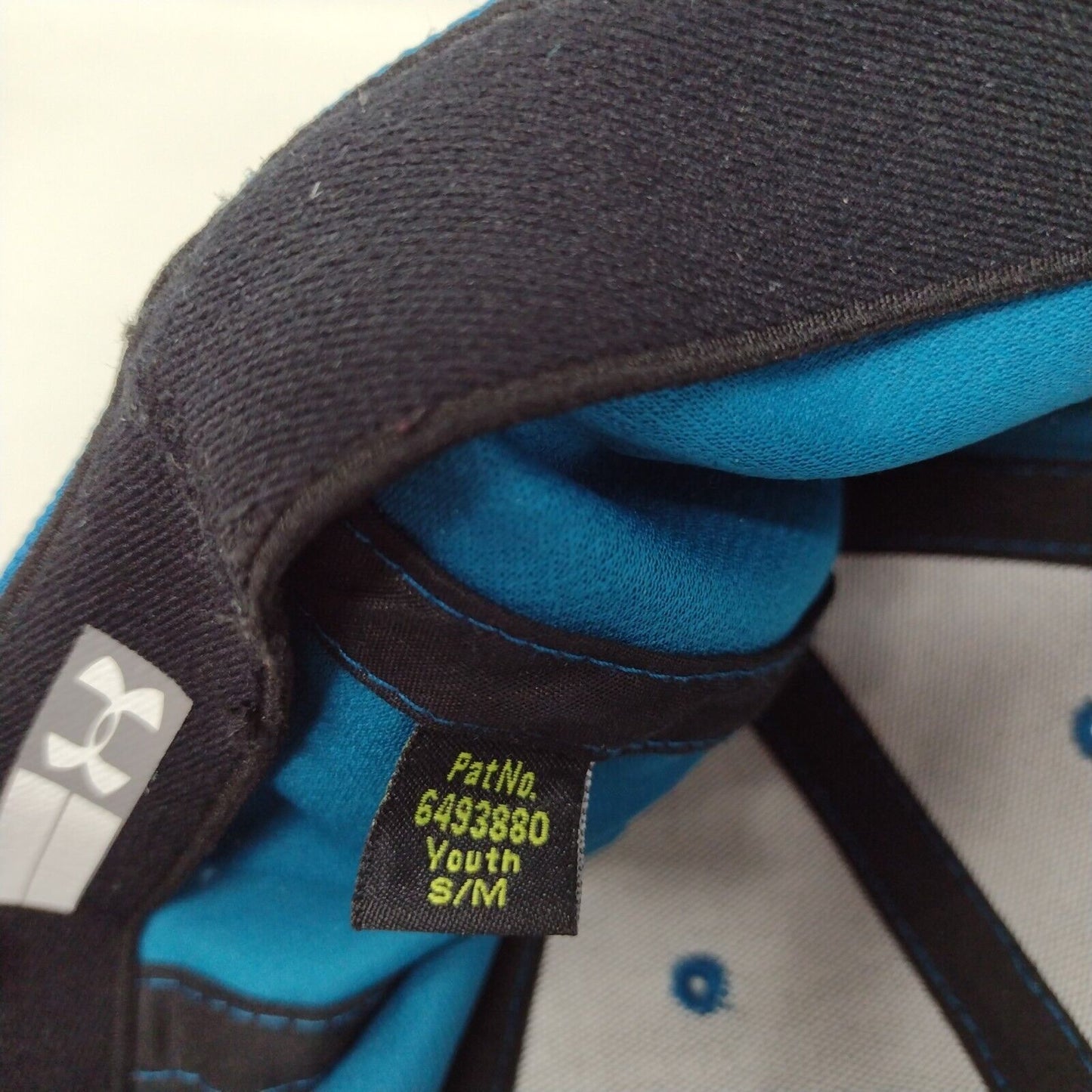 Under Armour Fitted Hat Blue Youth S/M Embroidered Classic Fit Solid