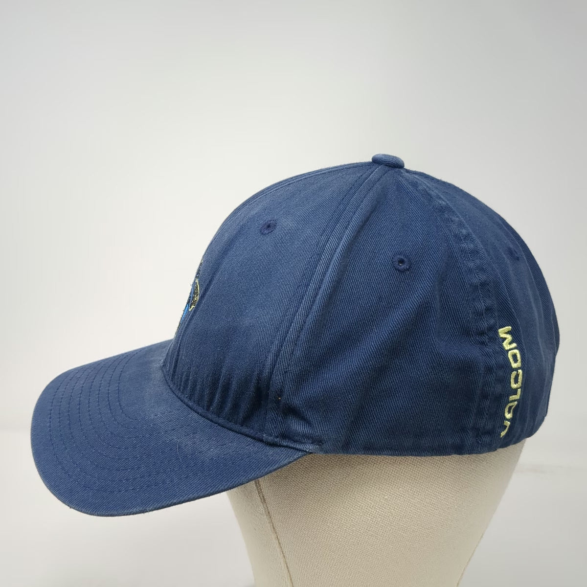 Volcom Baseball Cap Blue M Hawaii Stone Logo Flexfit Hat Embroidered Islands