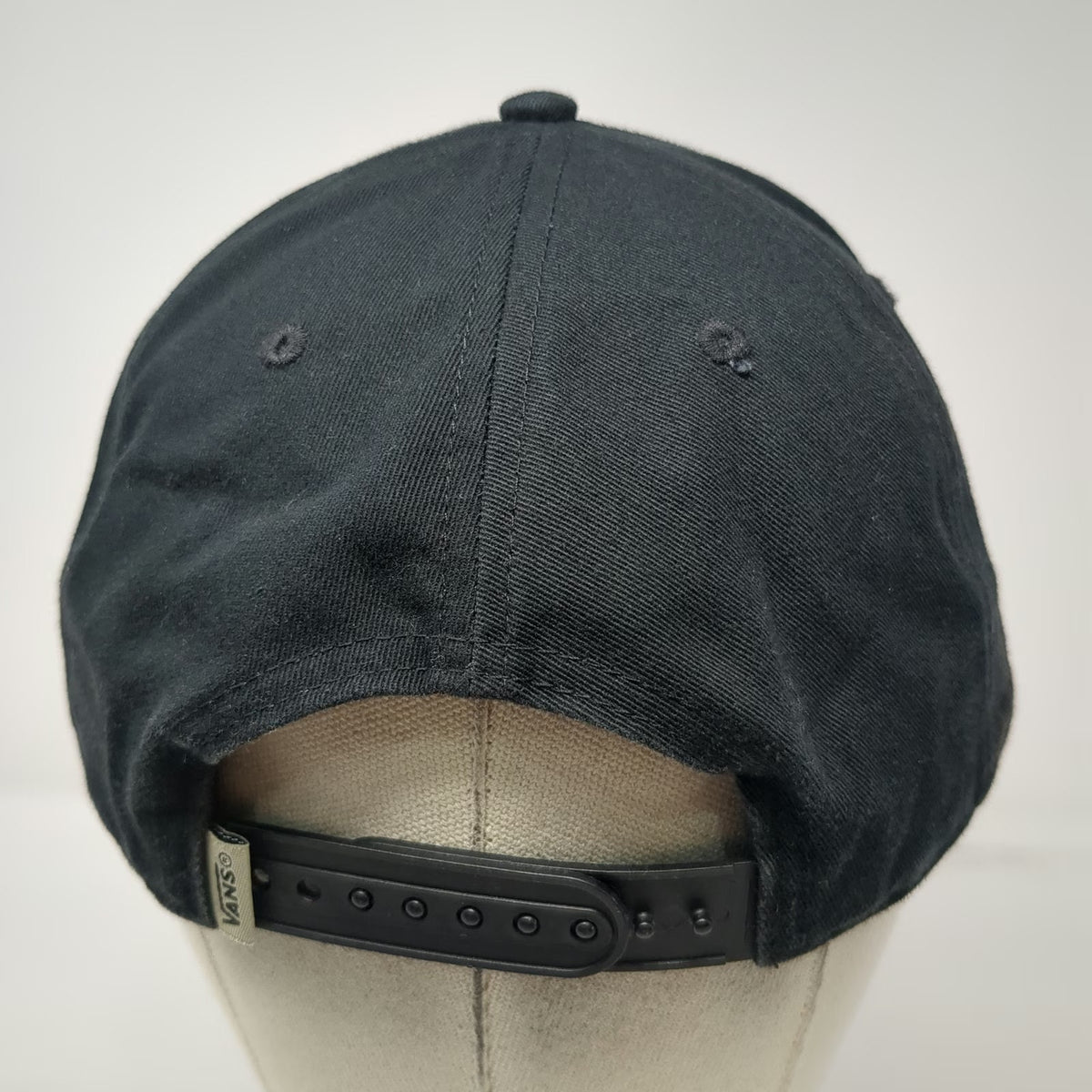 Vans Snapback Hat Black White One Size Embroidered Logo Flat Brim Skateboard Cap