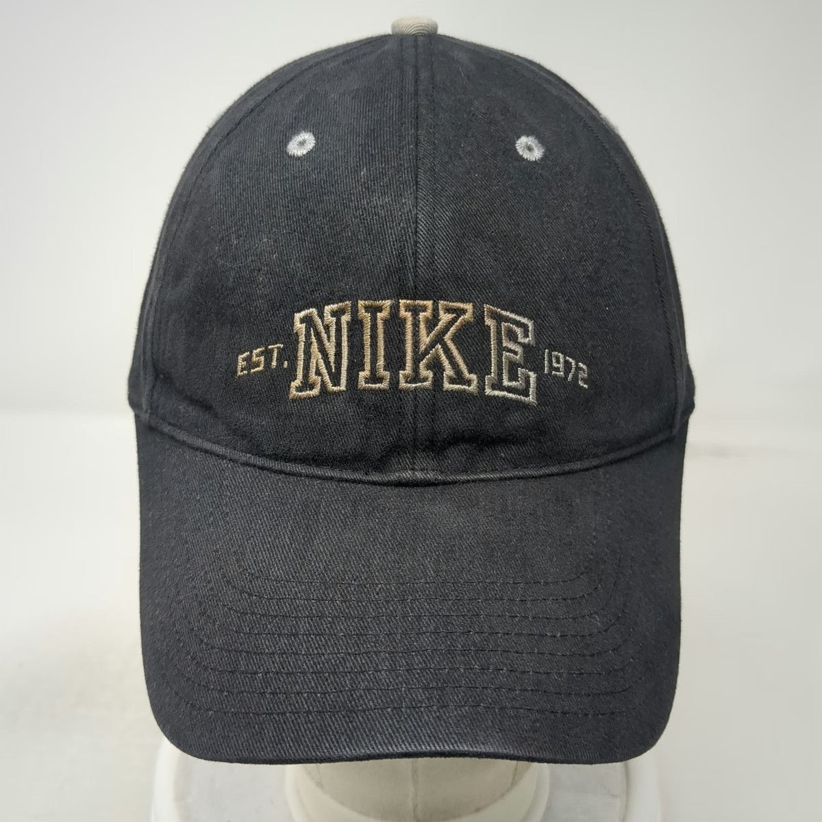 Nike Baseball Cap Black Strapback Embroidered 1972 Graphic Swoosh Hat Vintage