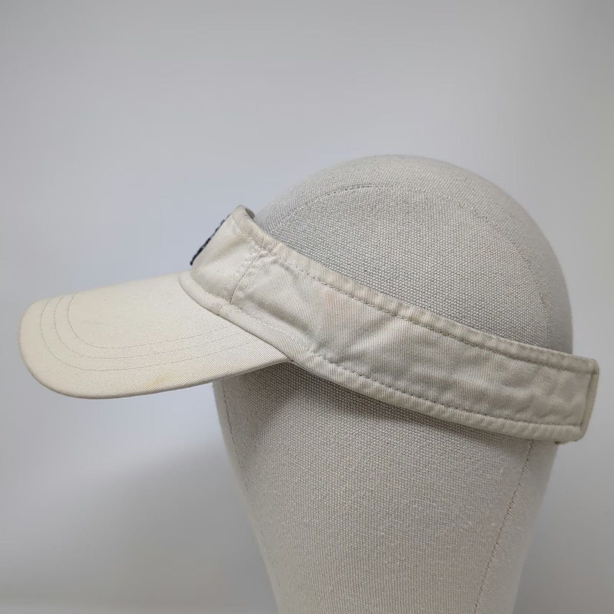 Old Navy Visor Beige One Size Cotton Strapback Patch Embroidered Logo Sun Hat