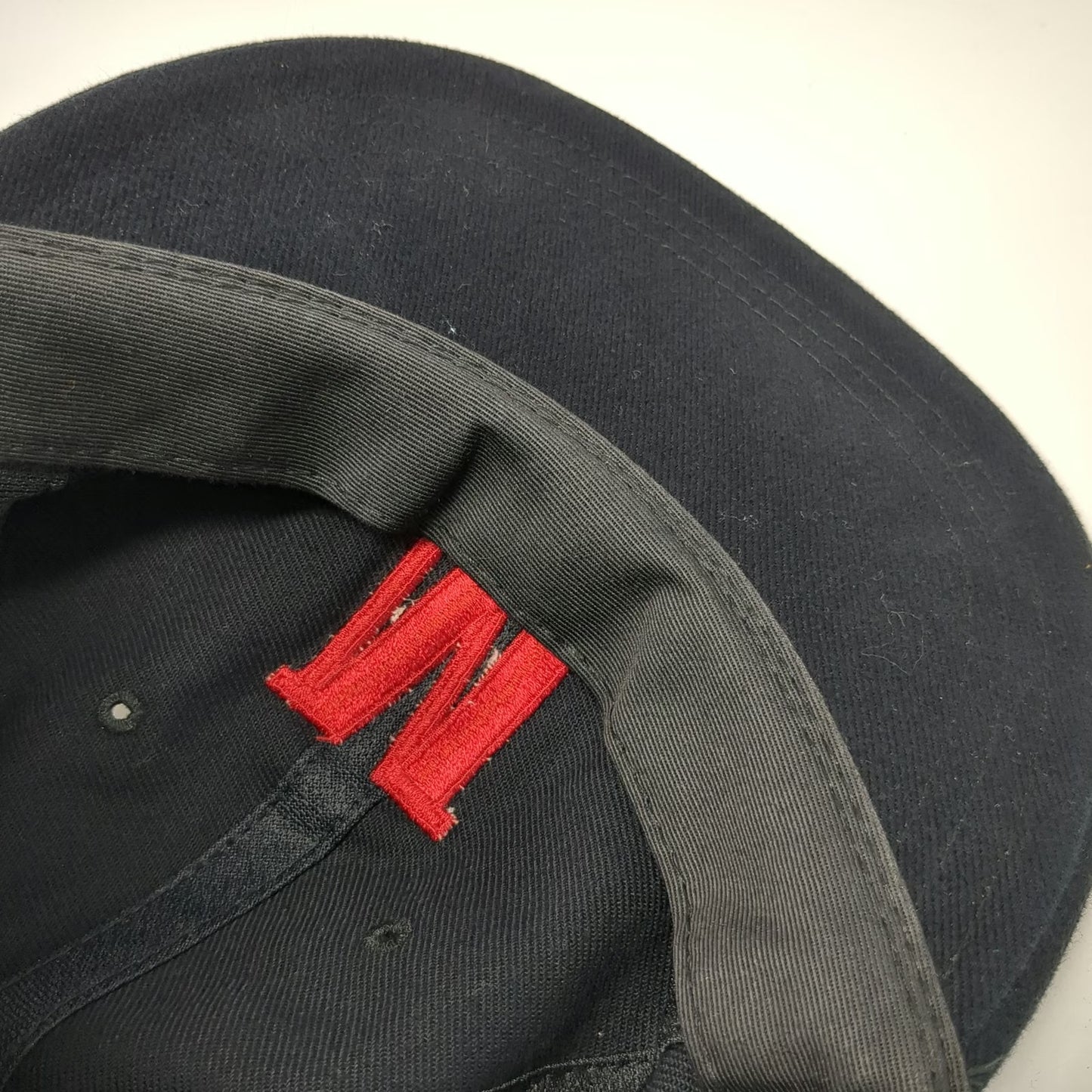 Vanguard Baseball Cap Black One Size Red Marlboro M Cowboy Horse Slideback Hat
