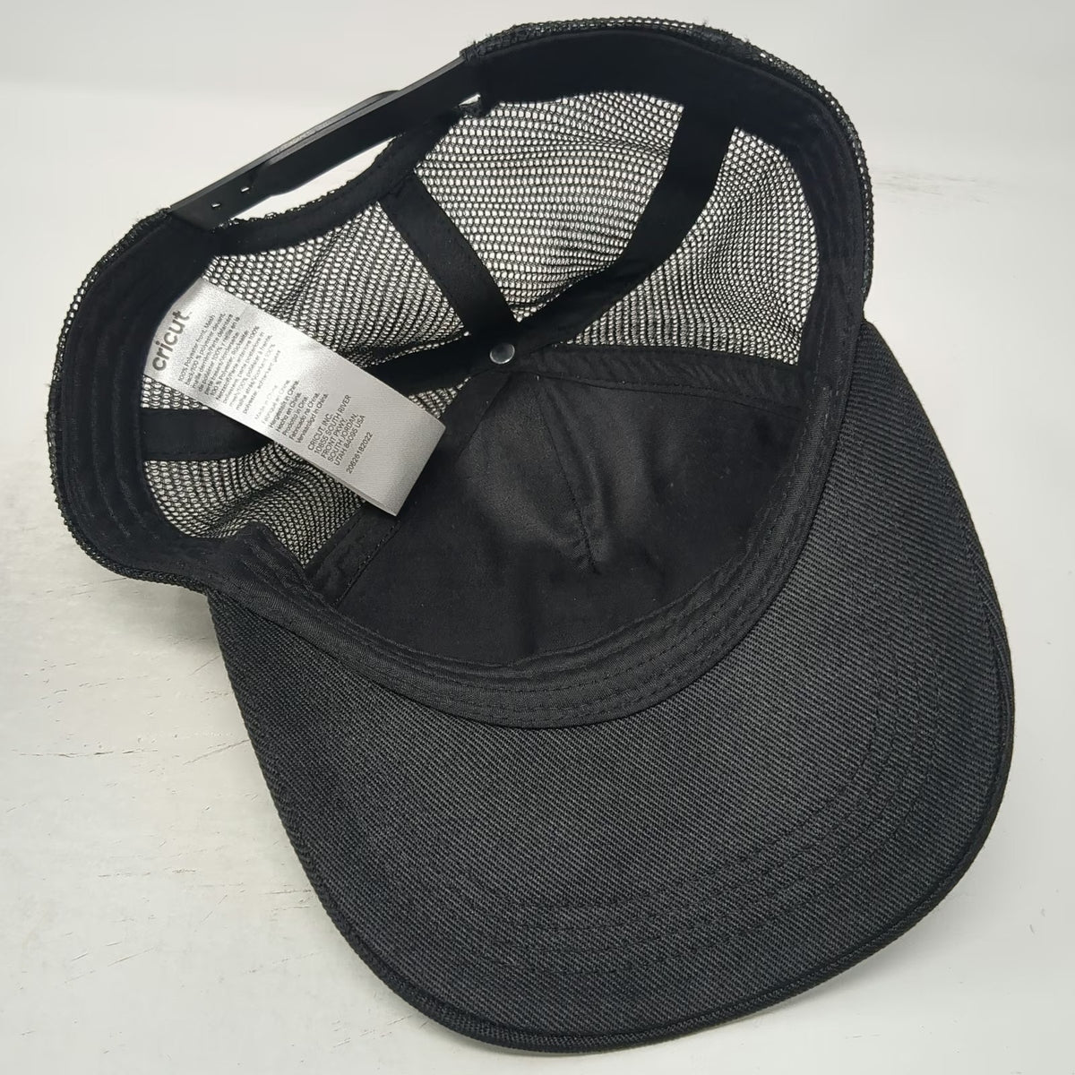 Cricut Trucker Hat Black One Size Snapback Mesh Back Addie Graphic Two Tone Logo