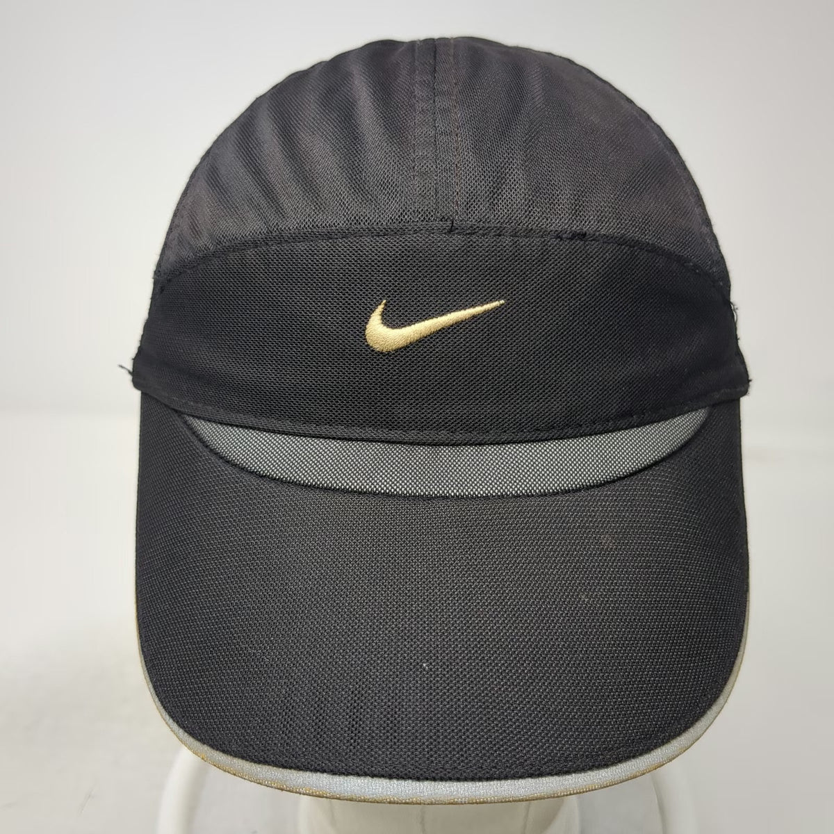 Nike Baseball Cap Black One Size Mesh Back Reflective Gold Swoosh Running Hat
