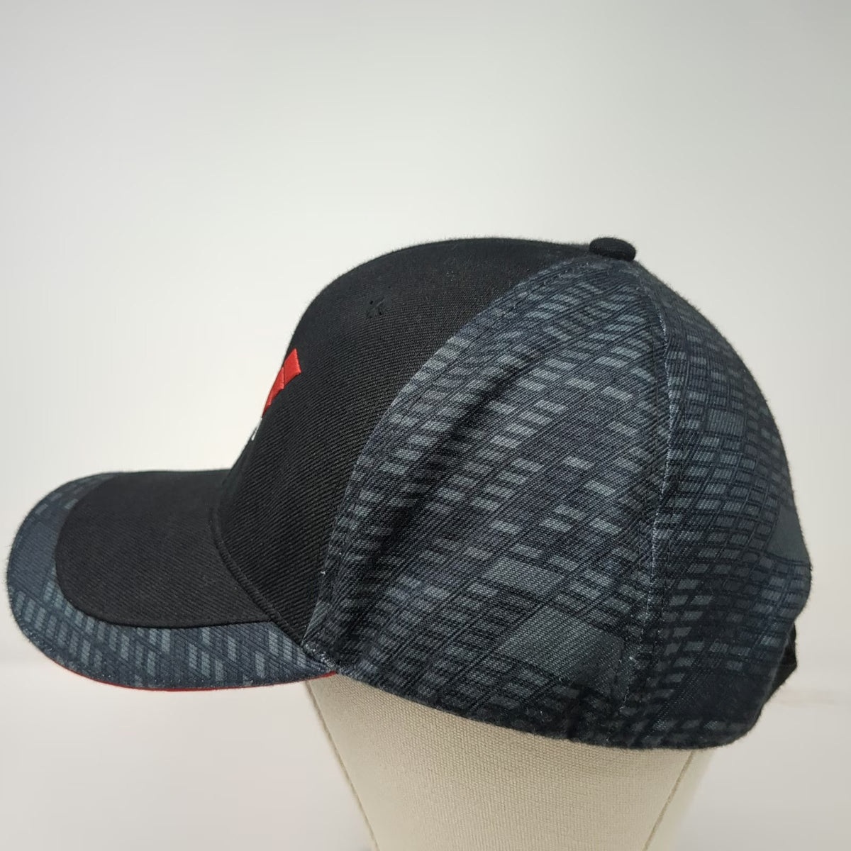 Minelab Baseball Cap Black One Size Patterned Brim Embroidered Adjustable Hat