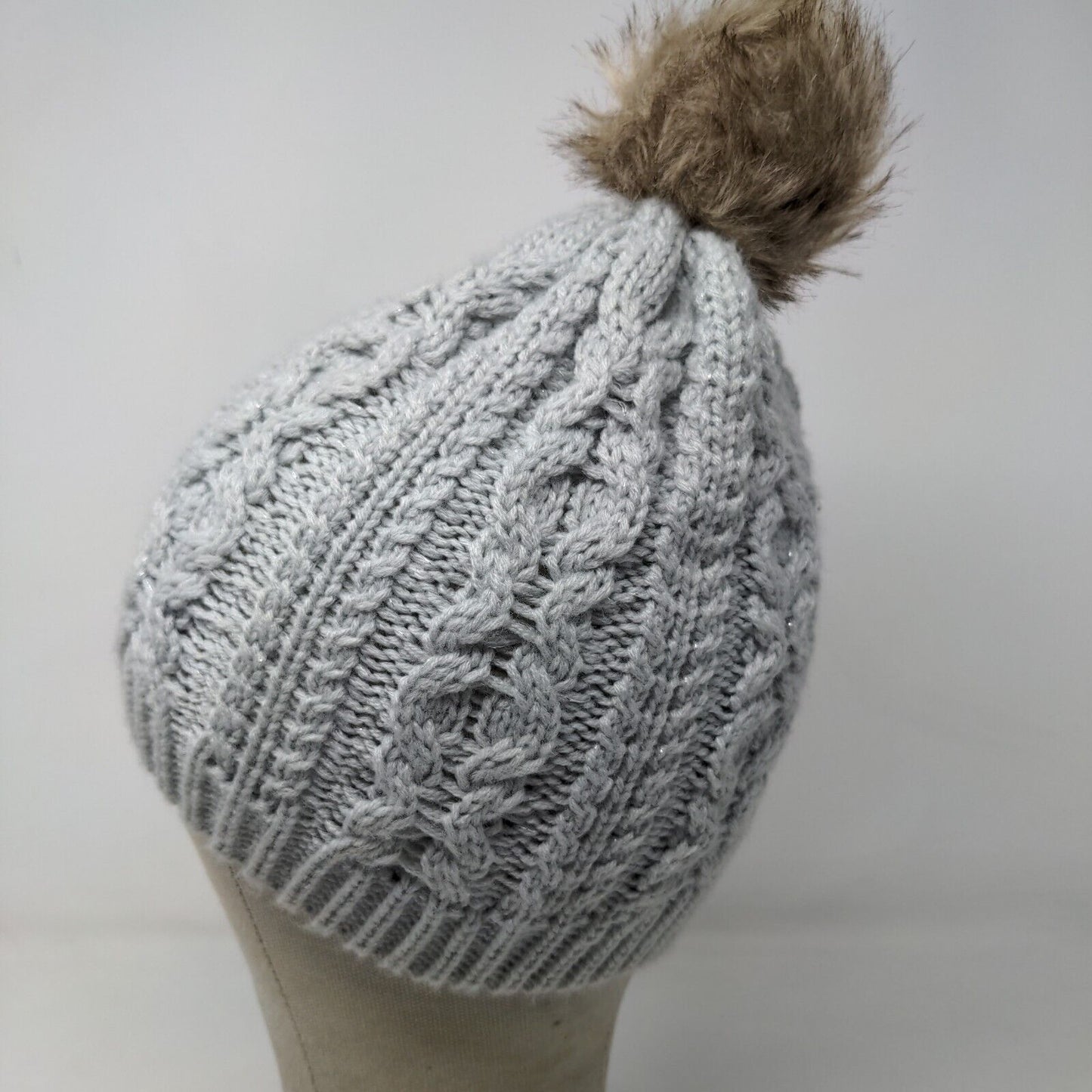 Tony & Me Girl's Knit Beanie Ski Cap Hat Gray Size 4-14 Pom Pom Cable Knit