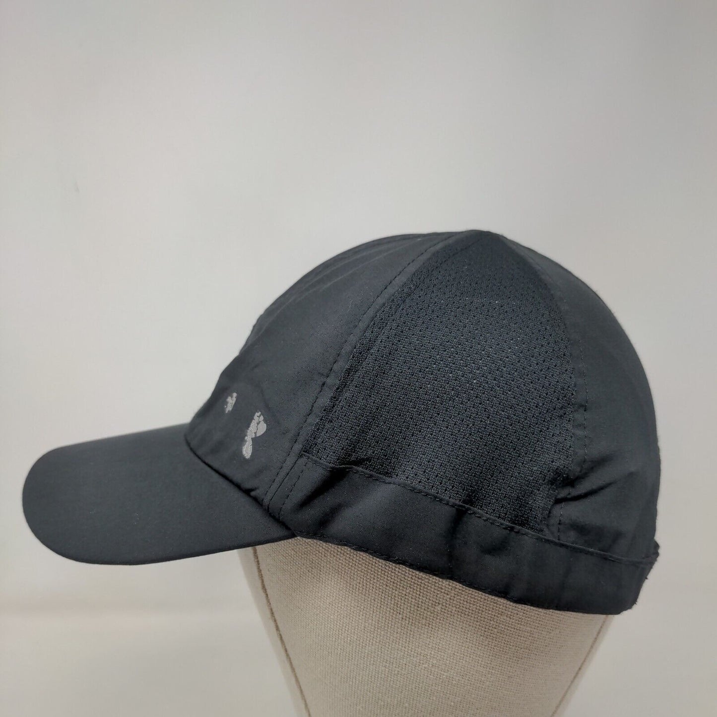 Under Armour Women's Strapback Hat Black OSFA Adjustable Breathable