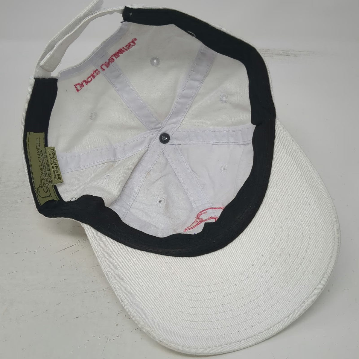 Ducks Unlimited Baseball Cap White Pink One Size Strapback Embroidered Logo Hat