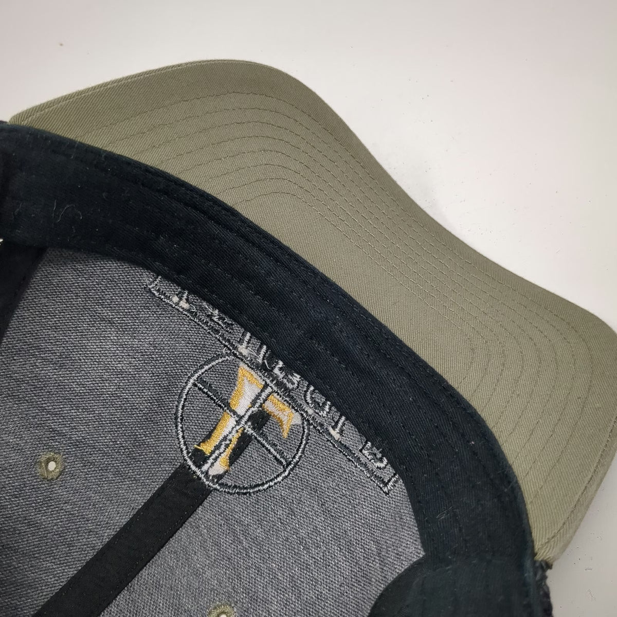 Leupold Trucker Hat Green One Size Mesh Back Snapback Hunting Shooting Crosshair