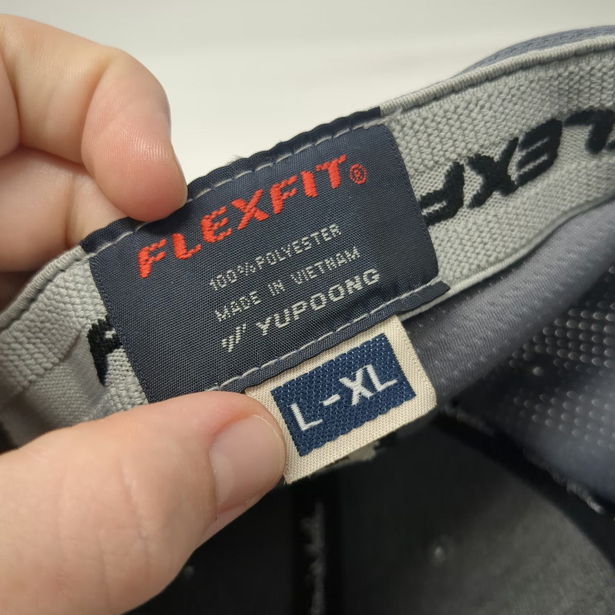 TravisMathew Baseball Cap Gray XL Fitted Mesh Texture 3D Logo Flexfit Script Hat