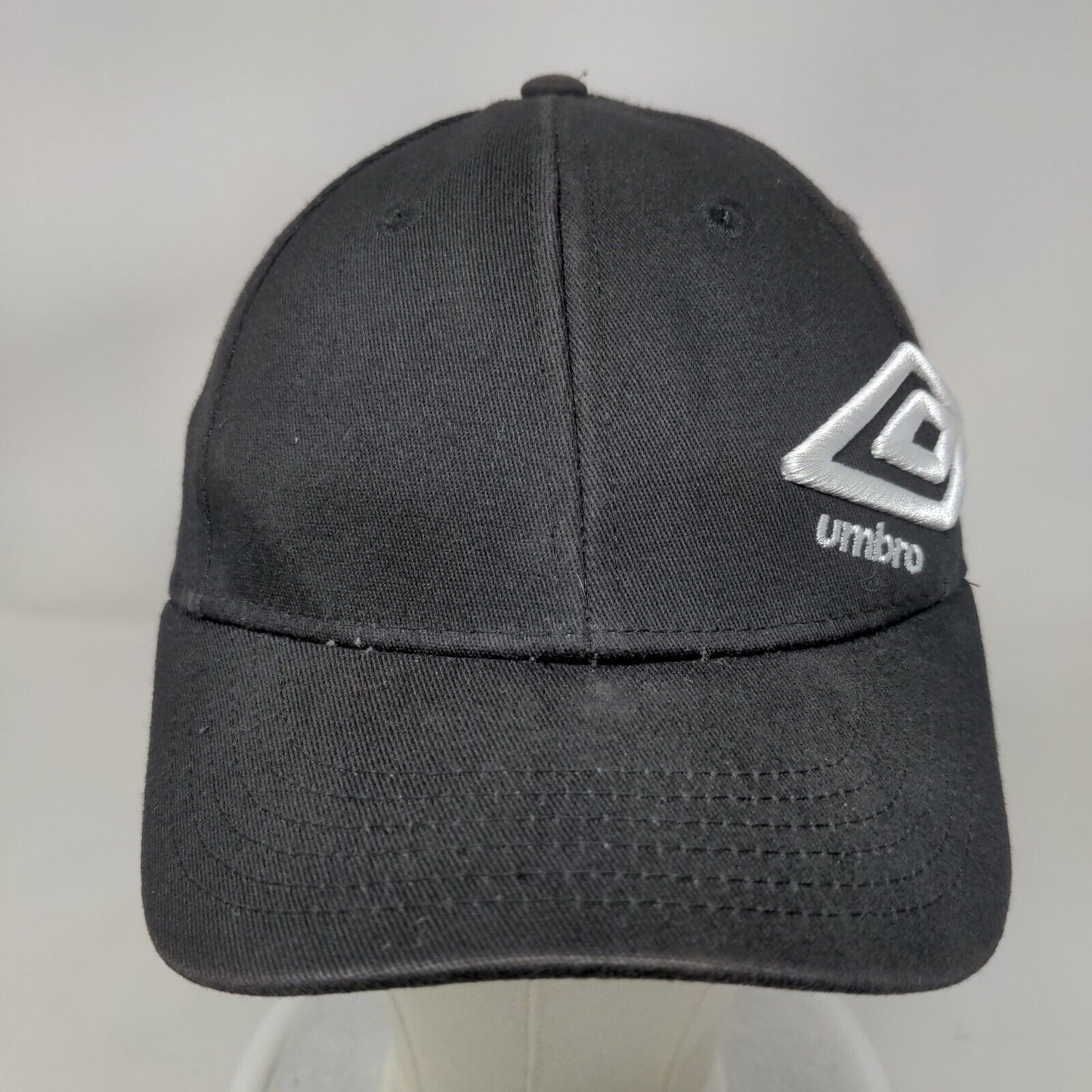 Umbro Fitted Hat Black OSFA Lightweight Embroidered Vented Holes 6 Panel