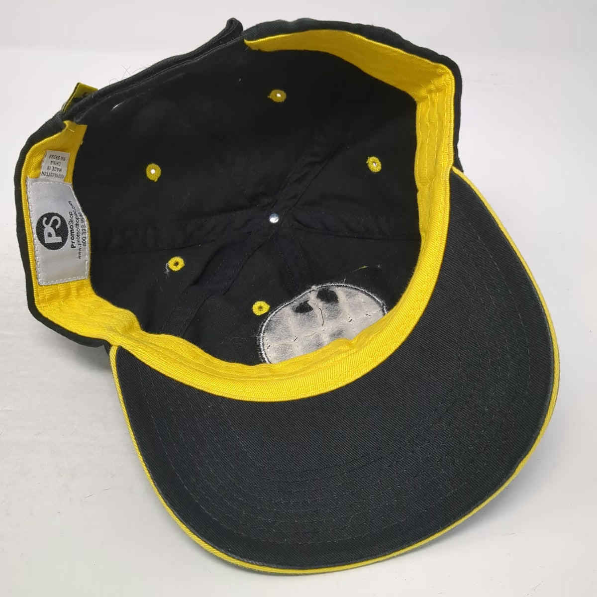PromoShop Gold's Gym Baseball Cap Black One Size Strapback Embroidered Hat