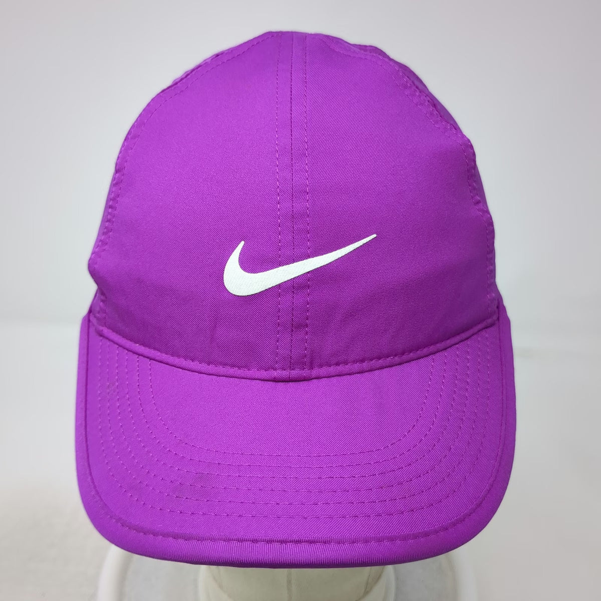 Nike Baseball Cap Purple One Size Dri-Fit Featherlight Swoosh Logo Strapback Hat