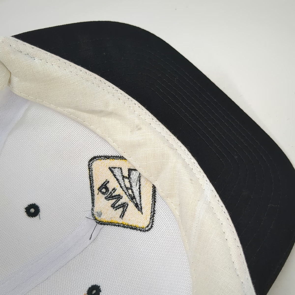 Headmost Snapback Hat White Black One Size PNV Road Sign Highway Graphic