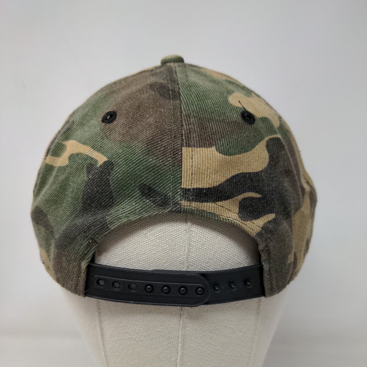 NFL Vintage Men's Snapback Camo Hat Denver Broncos Embroidered Big Logo