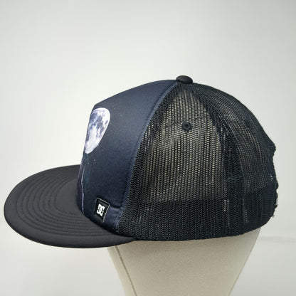 DC Shoes Trucker Hat Black One Size Three Wolves Moon Galaxy Mesh Snapback Art