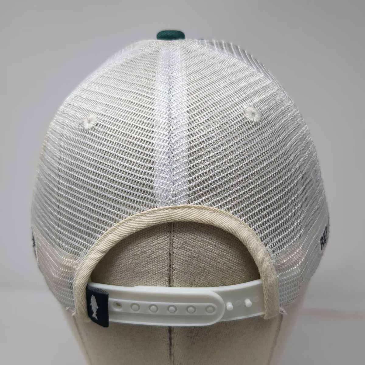 Umpqua Trucker Hat Green White One Size Salmon Patch Tongass Initiative Mesh