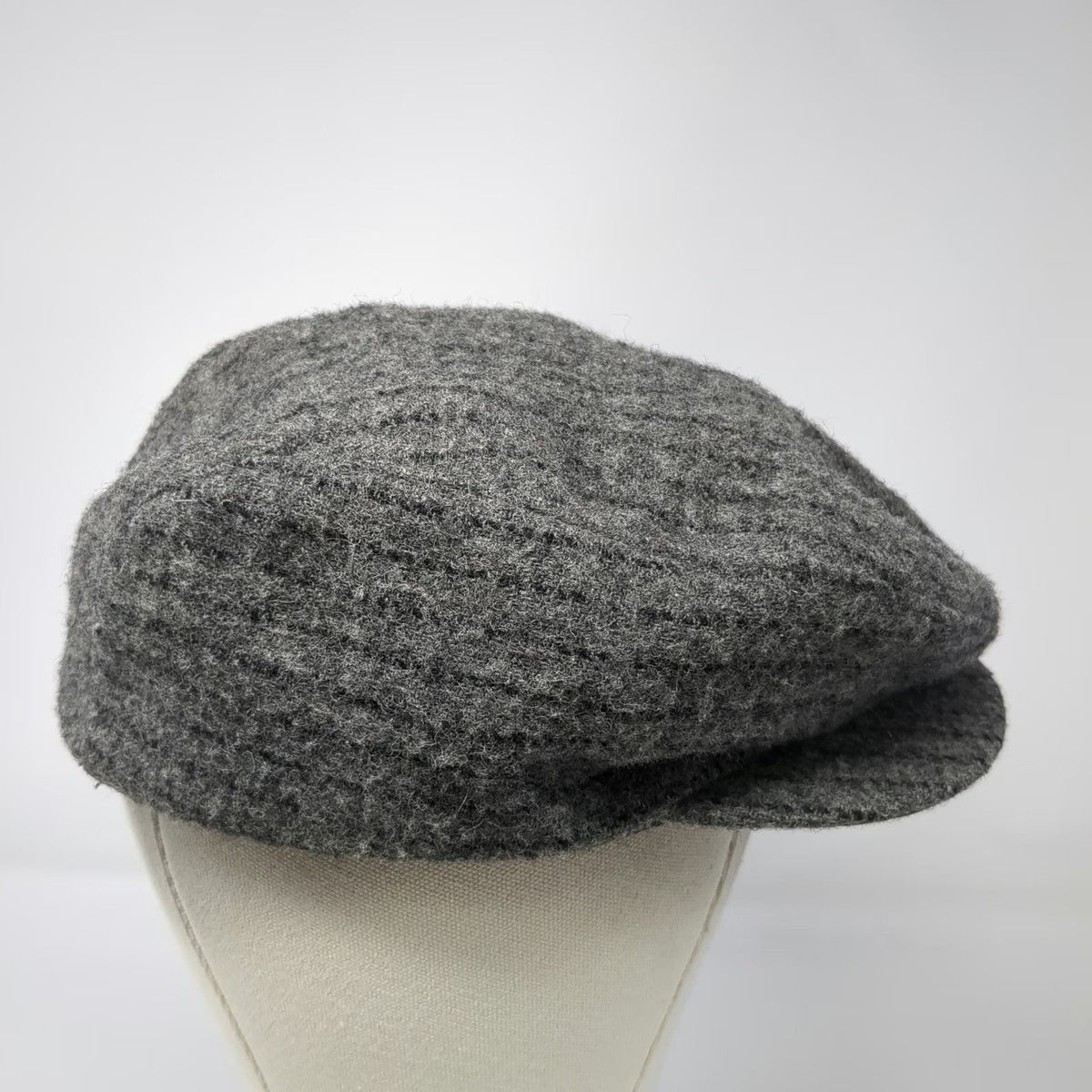 Dobbs Newsboy Cap Gray XL Wool Pinstripe Made in USA Satin Lining Pattern Hat