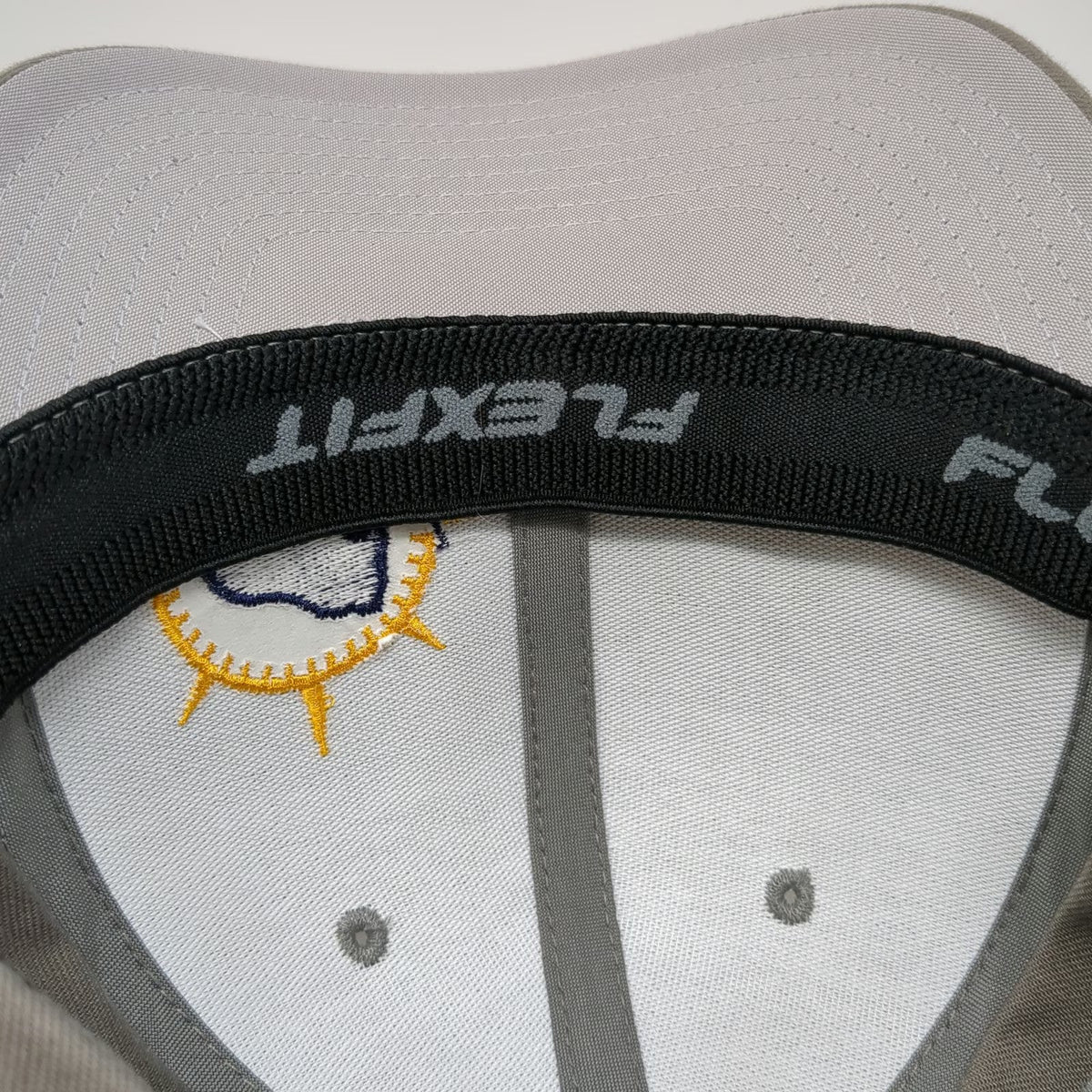 Flexfit Baseball Cap Gray XL Mammoth North Solar Embroidered Structured hat