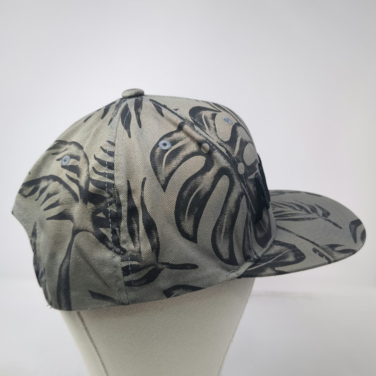 Hurley Snapback Hat Gray One Size Aloha Tropical Leaf Print Flat Brim Surf