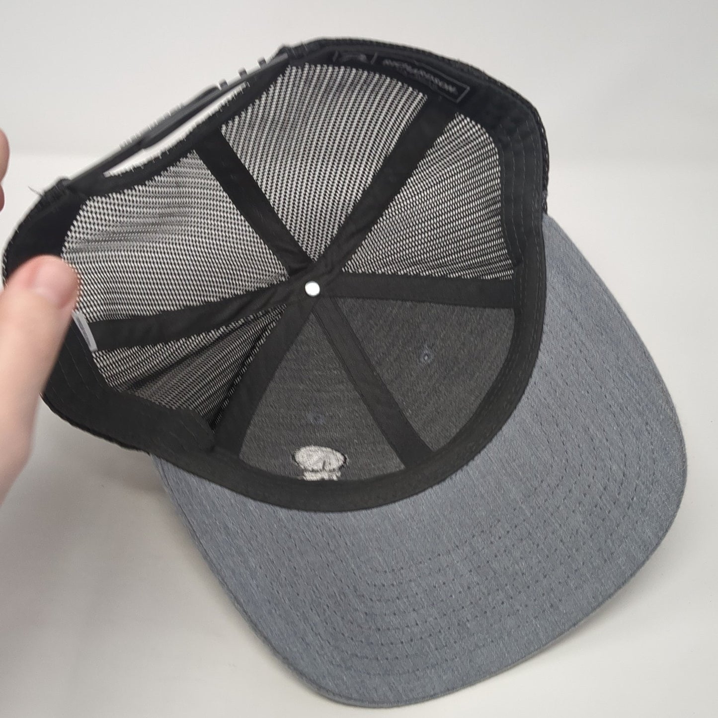 The Russell Corporation Trucker Hat Gray Large Adjustable Mesh Back Richardson