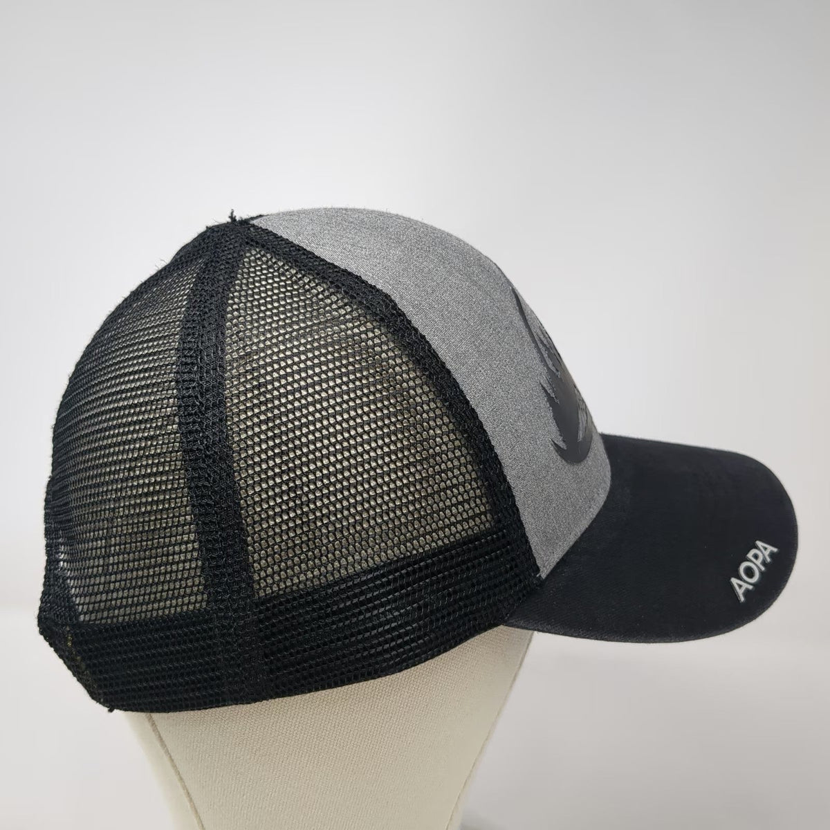 AOPA Trucker Hat Black Gray One Size Mesh Back Aviation Plane Pine Forest Logo