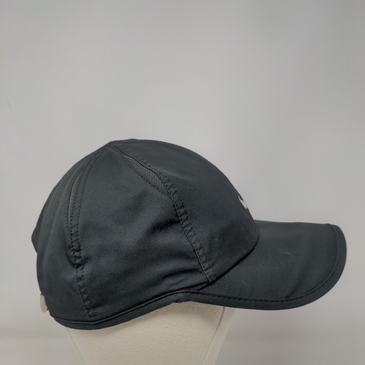 Nike Swoosh Dri-Fit Strapback Hat Black OSFM Adjustable Featherlight