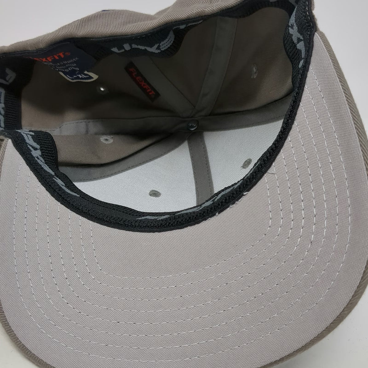 Flexfit Baseball Cap Gray XL Mammoth North Solar Embroidered Structured hat