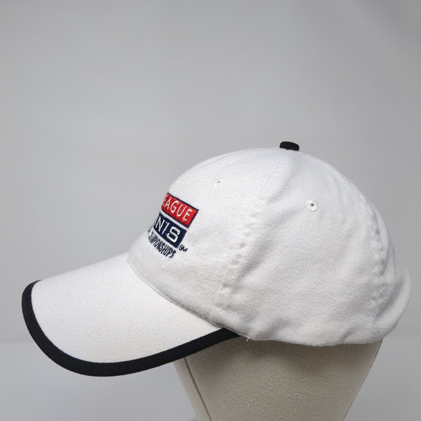 USA League Tennis 2001 National Champions Lincoln Slideback Hat White OS zkapz