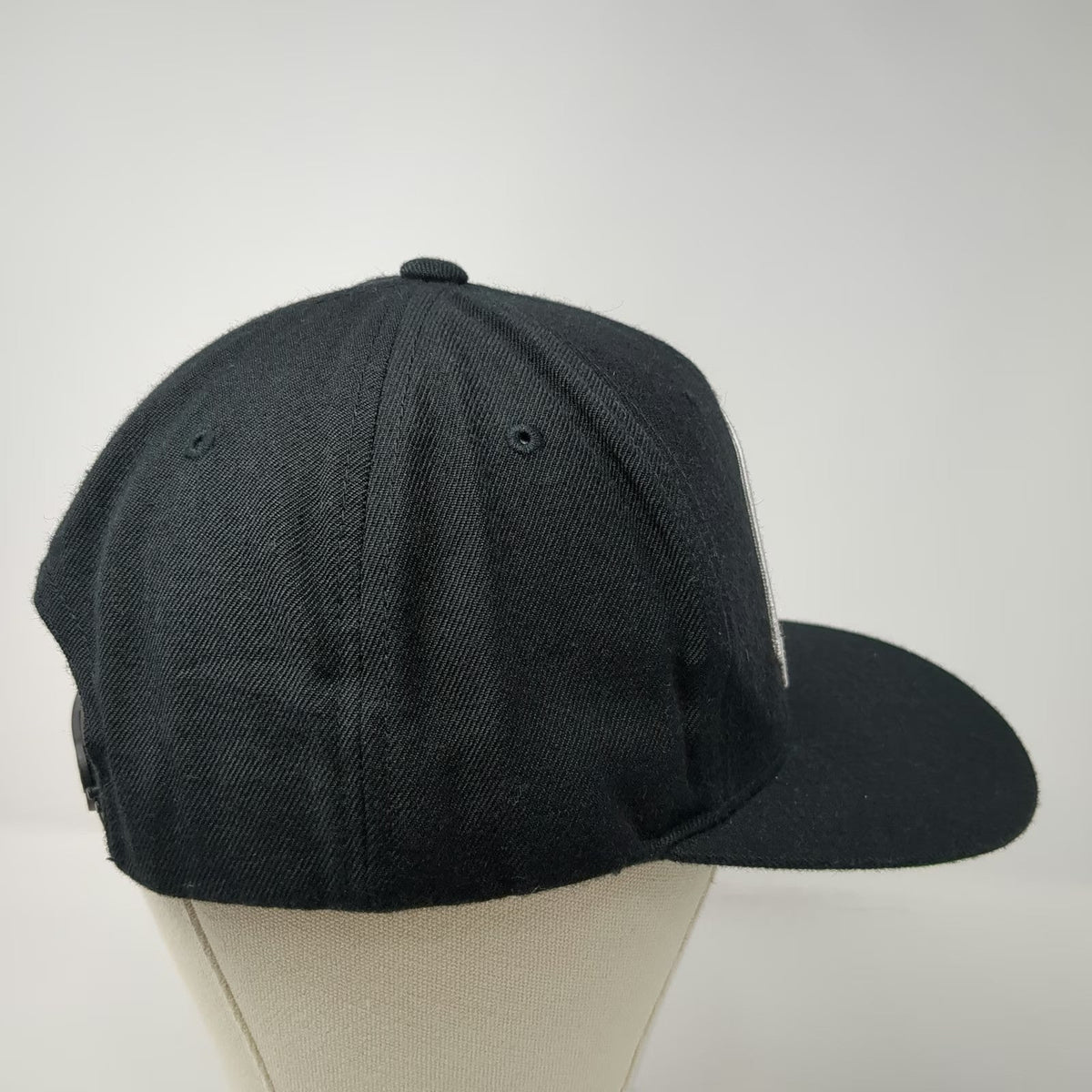 Yupoong Snapback Black One Size Heartland Barber Worcester MA Hat Green Bottom